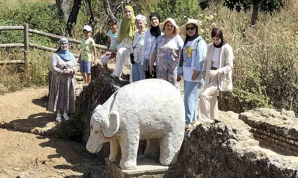 Encuentro convivencia Visita fuente del Elefante